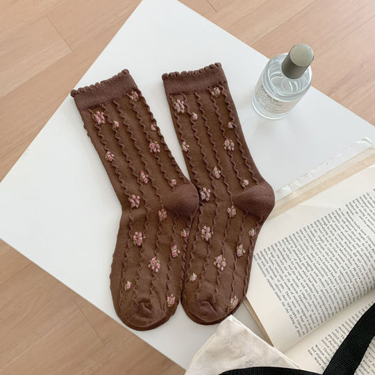 Lässige Blumenstrümpfe