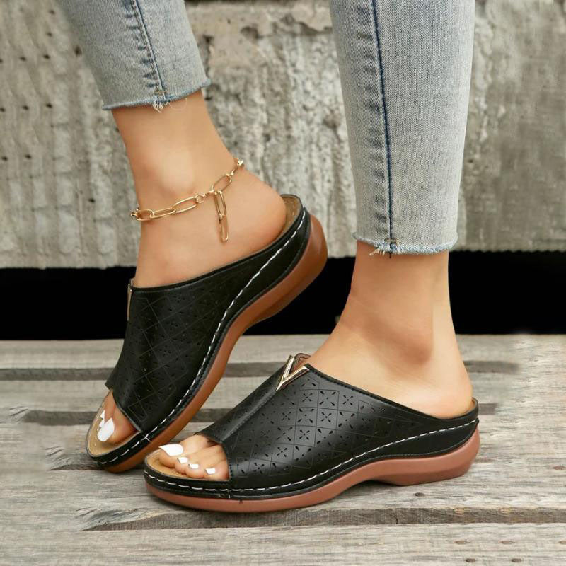 Bequeme Plateau-Pantoffeln