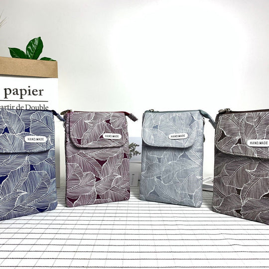 Tasche mit Vintage-Blättermotiv