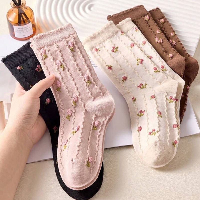 Lässige Blumenstrümpfe