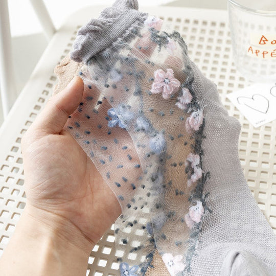 Atmungsaktive Blumenstrümpfe