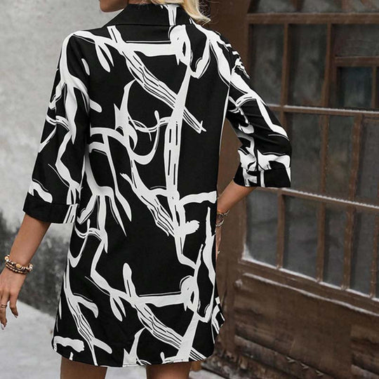 Lässiges, lockeres Hemdkleid