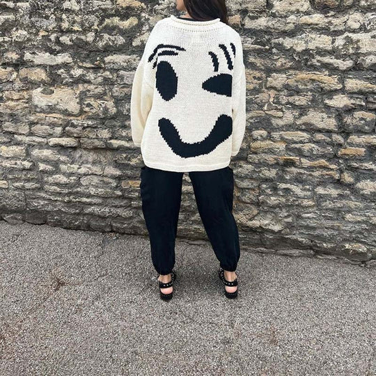 Lässiger Strickpulli mit Smiley-Motiv