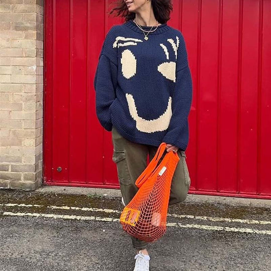 Lässiger Strickpulli mit Smiley-Motiv