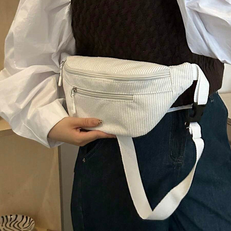 Entspannter farbenfroher Schultertasche