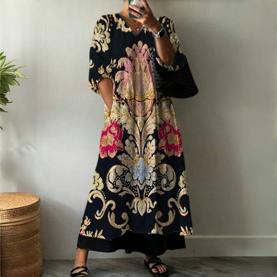 Langärmliges Kleid mit Vintage-Ethno-Print