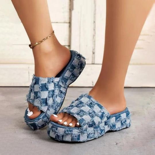 Bequeme Plateau-Pantoletten