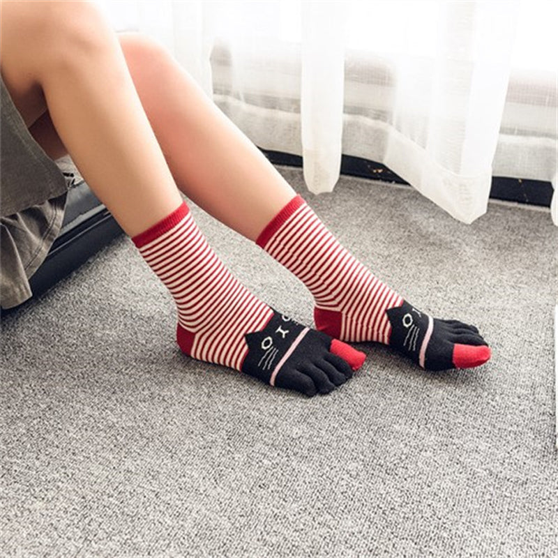 Fünf-Zehen-Socken mit tierischem Cartoon-Design