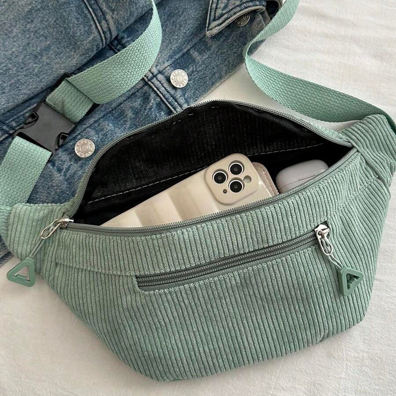 Entspannter farbenfroher Schultertasche