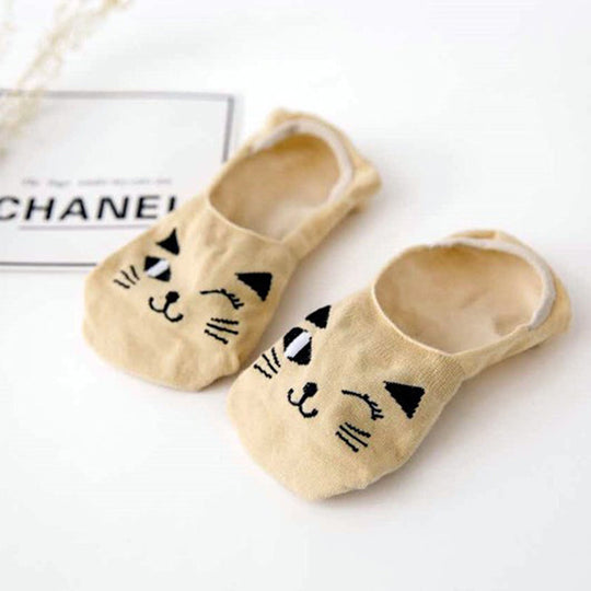 Lässige Socken mit Katzenmuster