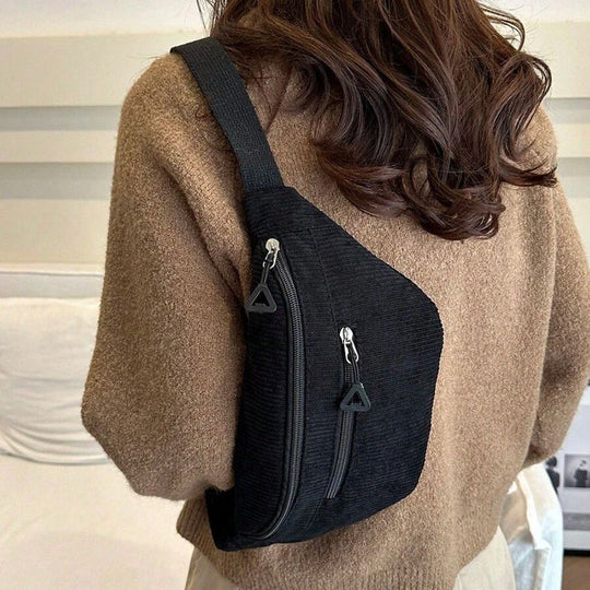 Entspannter farbenfroher Schultertasche