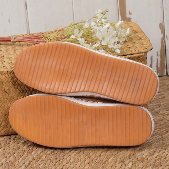 Sneaker mit Katzenmuster