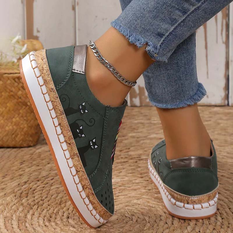 Sneaker mit Katzenmuster