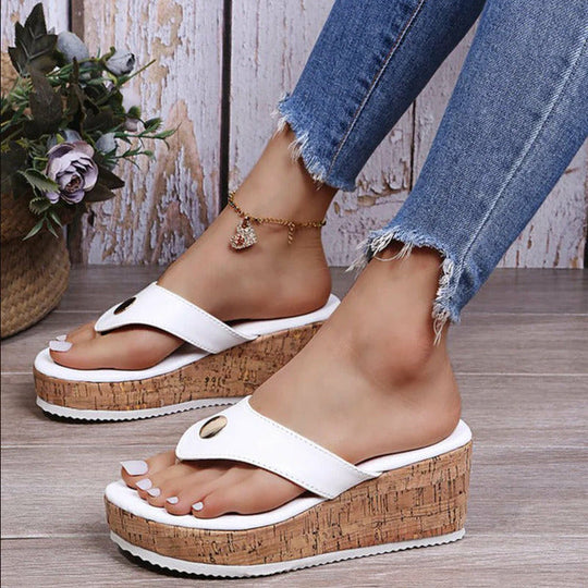 Bequeme Plateau-Pantoffeln