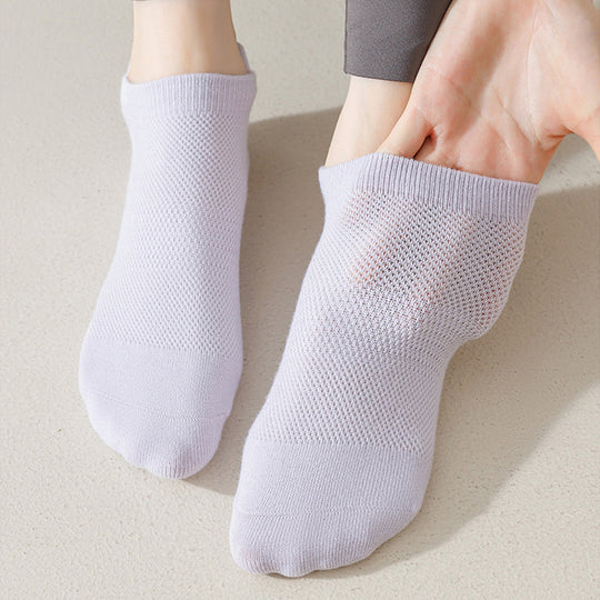 Einfarbige atmungsaktive Socken