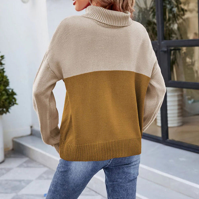 Gestreifter Rollkragenpullover mit Kontrastfarben