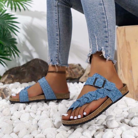 Bequeme, flache Hausschuhe