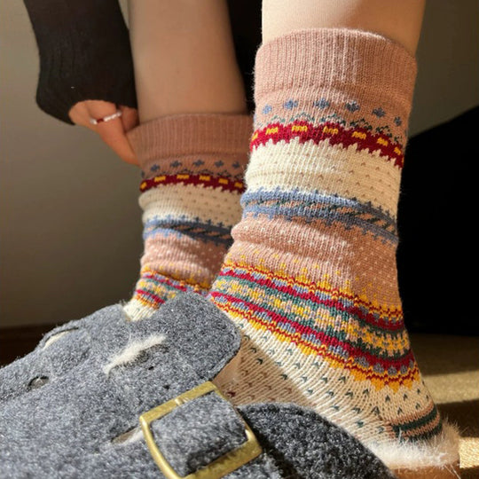 Socken im Ethno-Vintage-Stil