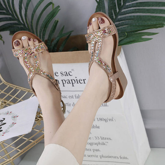 plateausandalen mit Strass verziert