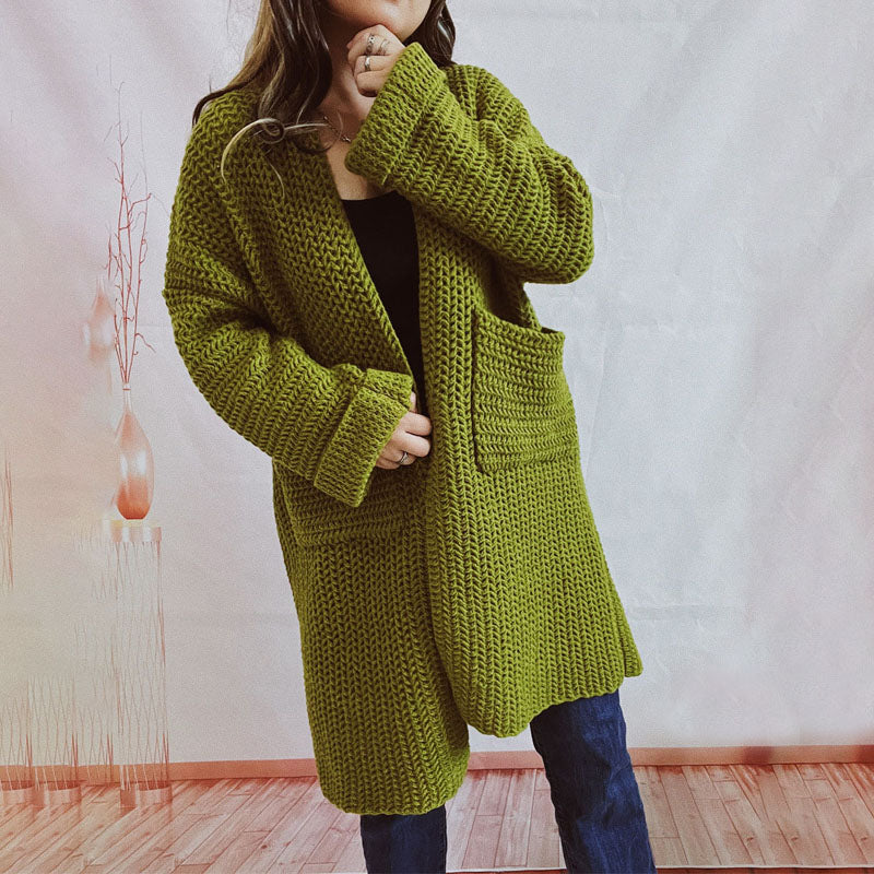 Lässiger einfarbiger gestrickter Cardigan