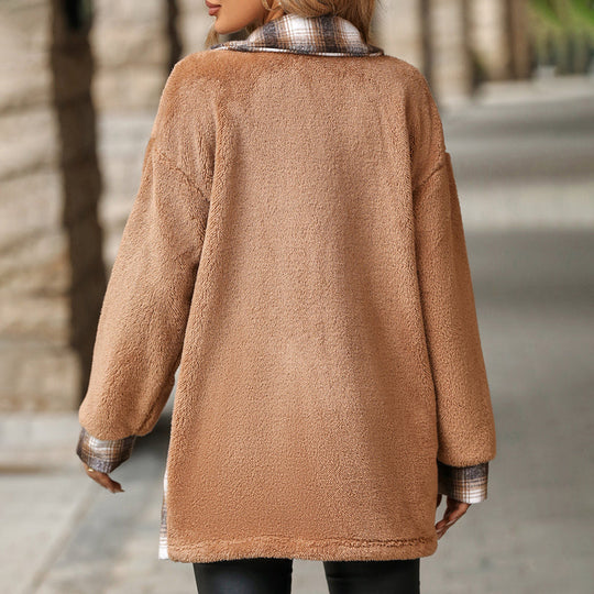 Warmer Plüschmantel mit Karo-Muster