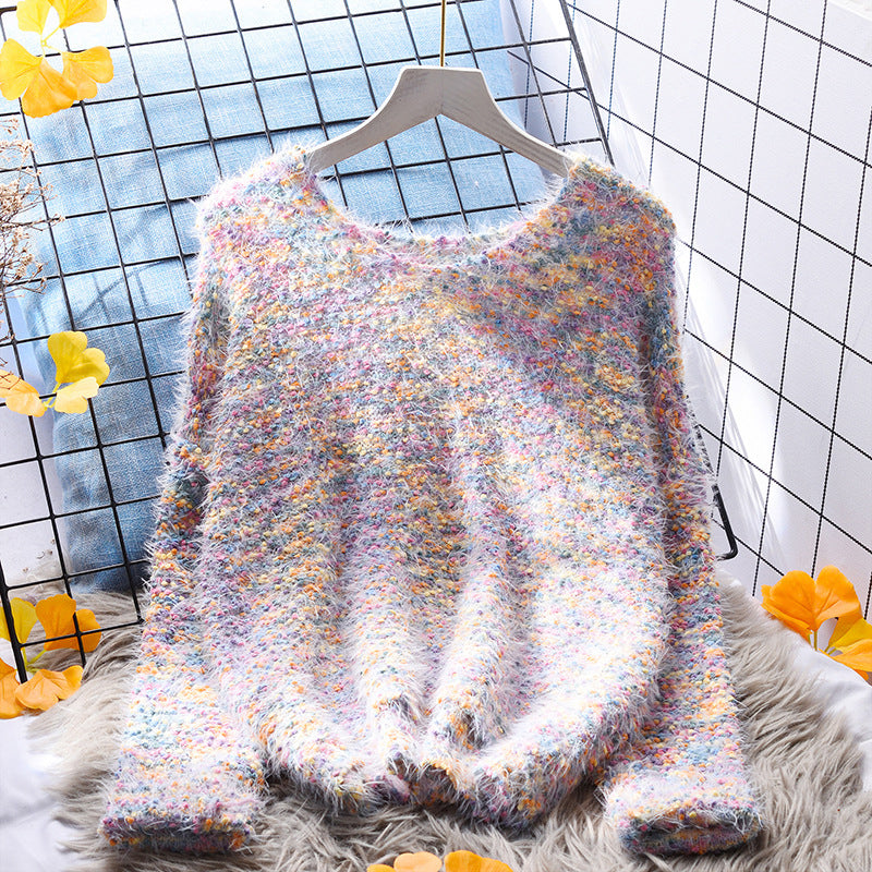 Pull mit buntem Punktmuster