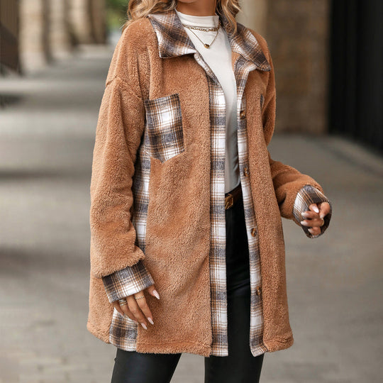Warmer Plüschmantel mit Karo-Muster