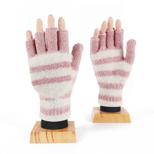 Gestreifte gestrickte Handschuhe