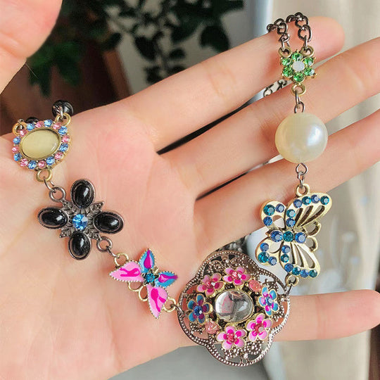 Ethnischer Vintage-Schmetterlingshalskette