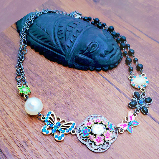 Ethnischer Vintage-Schmetterlingshalskette