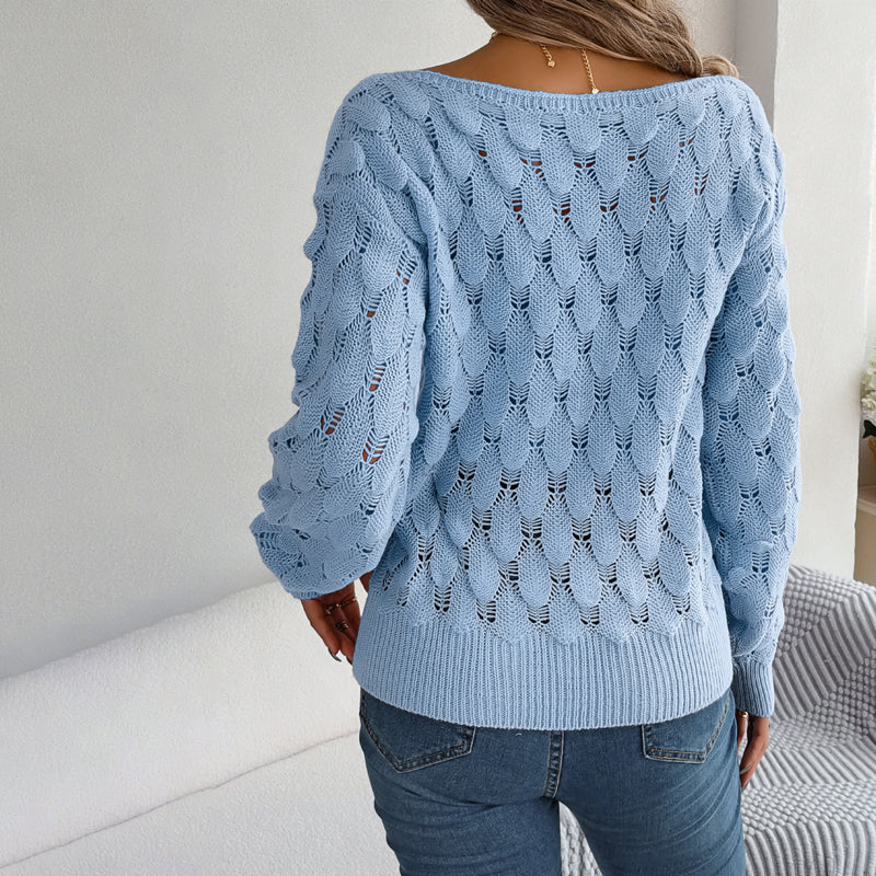 Freier gestrickter Pullover mit offenem Muster