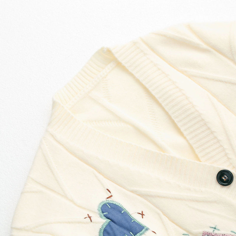Gestickter Herz-Strickcardigan