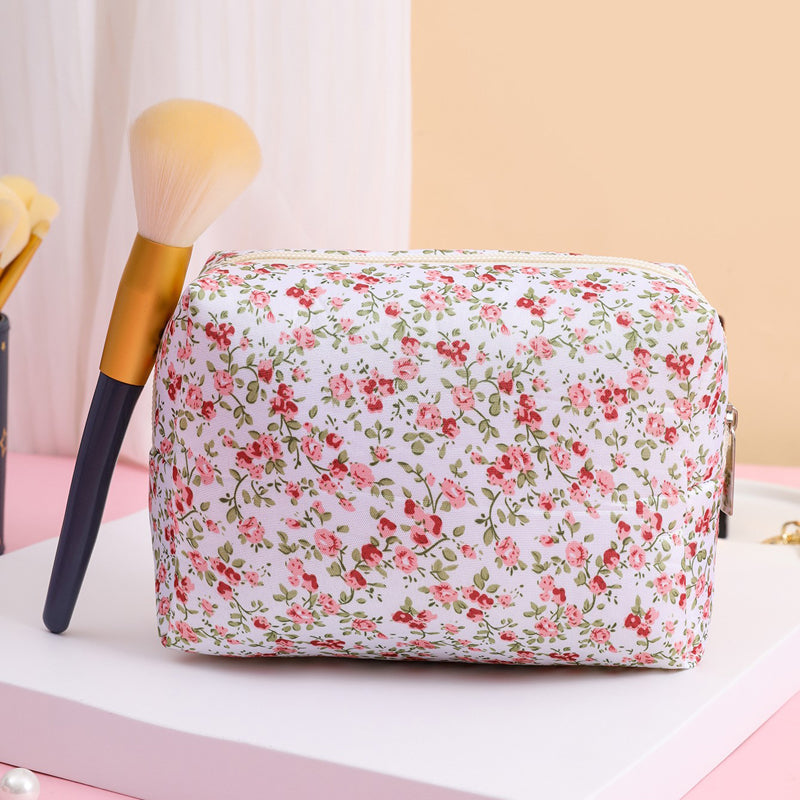 Make-up Tasche mit Blumenmuster