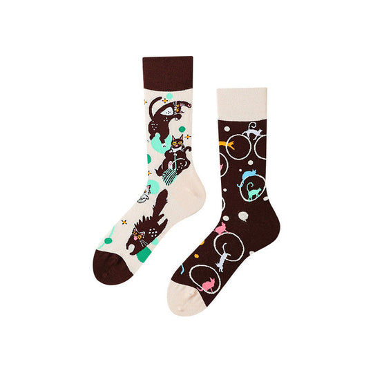 Asymmetrische Socken mit Tierdruck