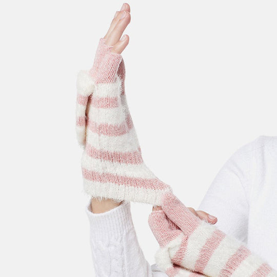 Gestreifte gestrickte Handschuhe