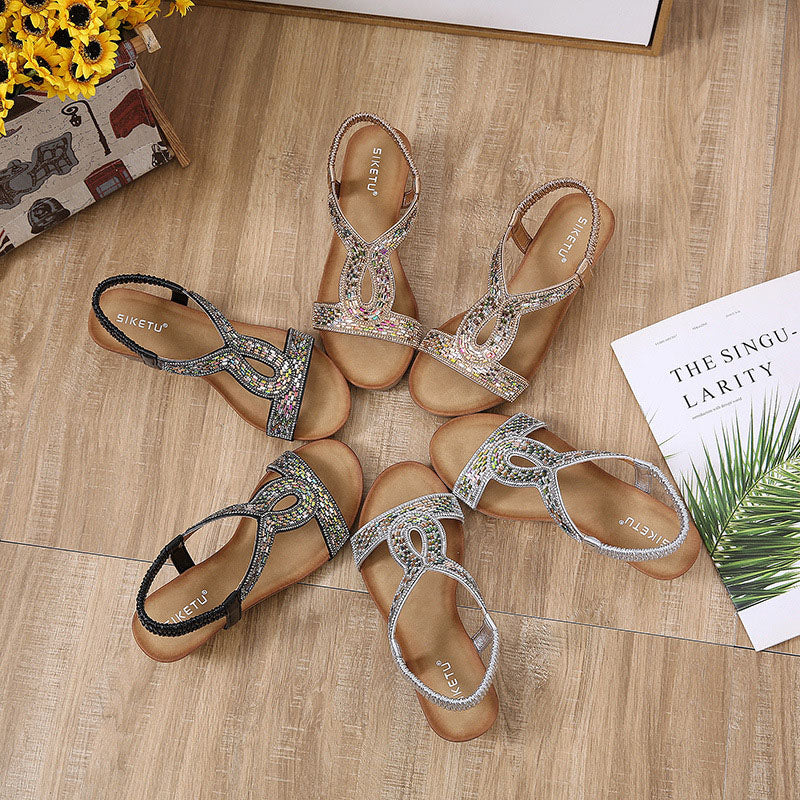 plateausandalen mit Strass verziert