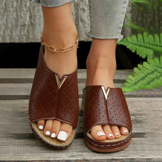 Bequeme Plateau-Pantoffeln