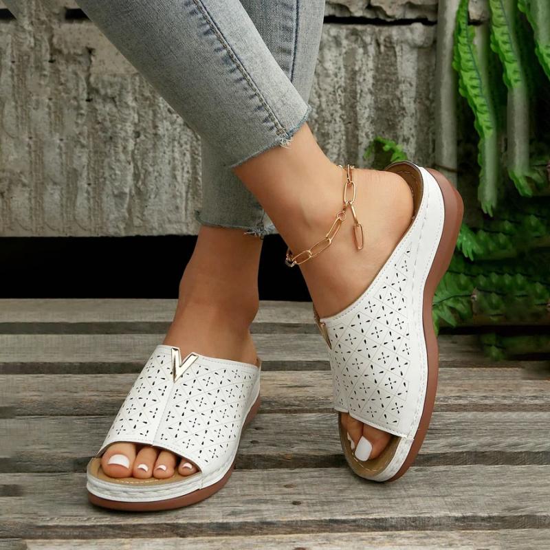 Bequeme Plateau-Pantoffeln